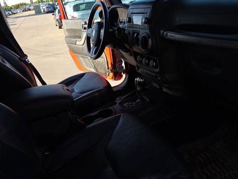 Used 2017 Jeep Wrangler Unlimited Sport w/ Quick Order Package 24S image 18