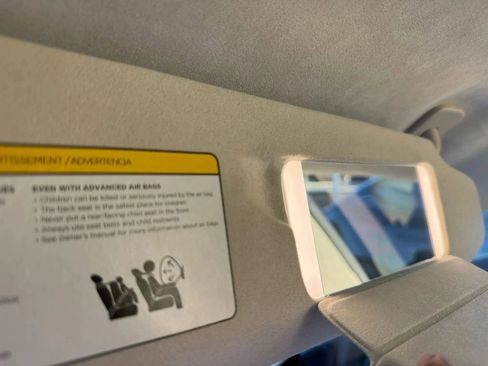 Used 2018 Tesla Model S 75D image 30