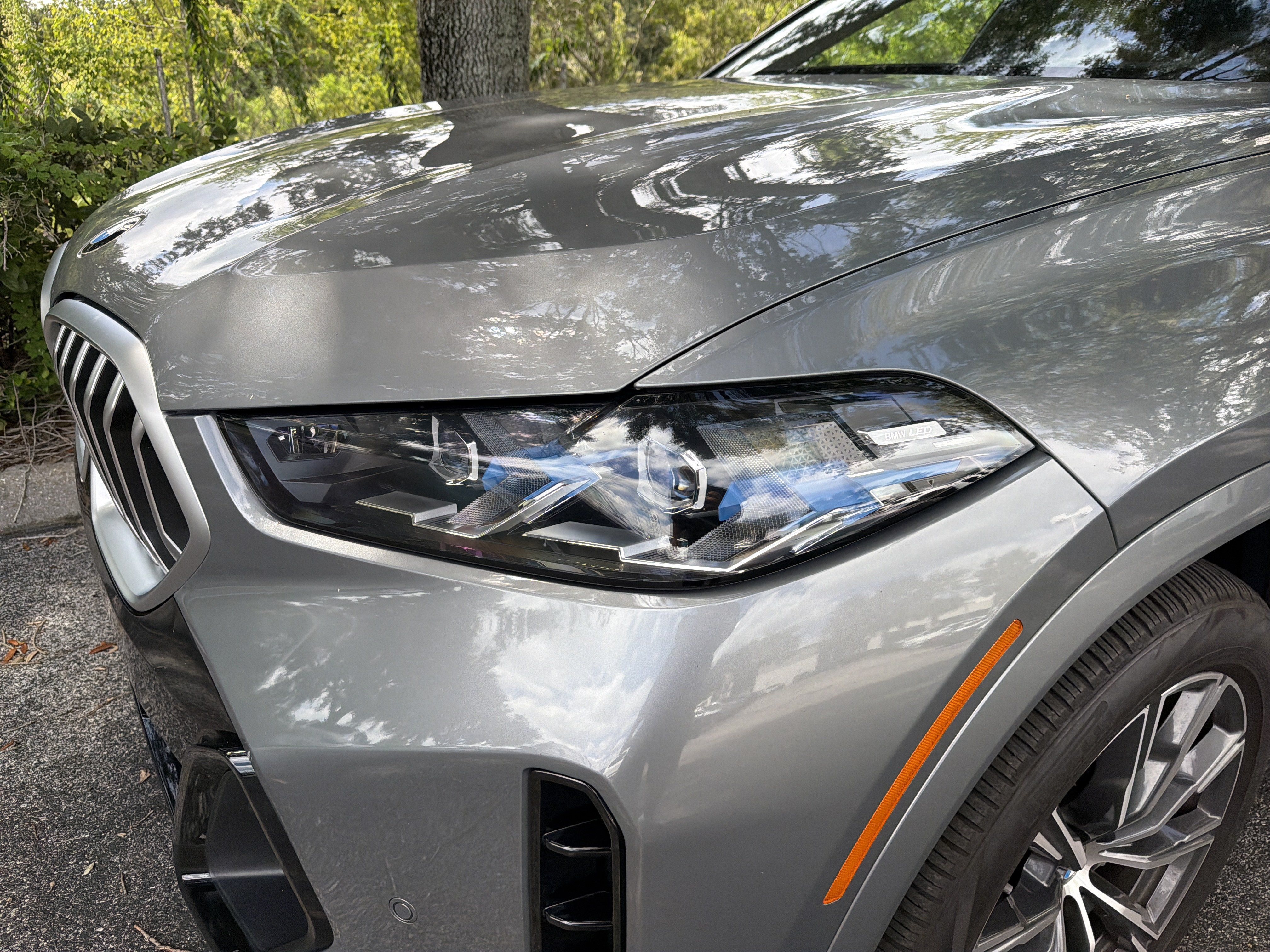 Certified 2026 BMW X6 xDrive40i AWD/4WD image 4