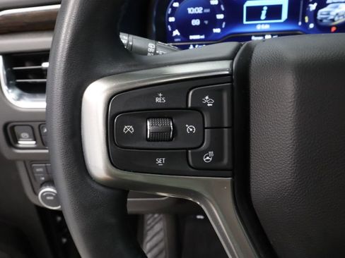Used 2023 Chevrolet Tahoe Premier AWD/4WD image 28