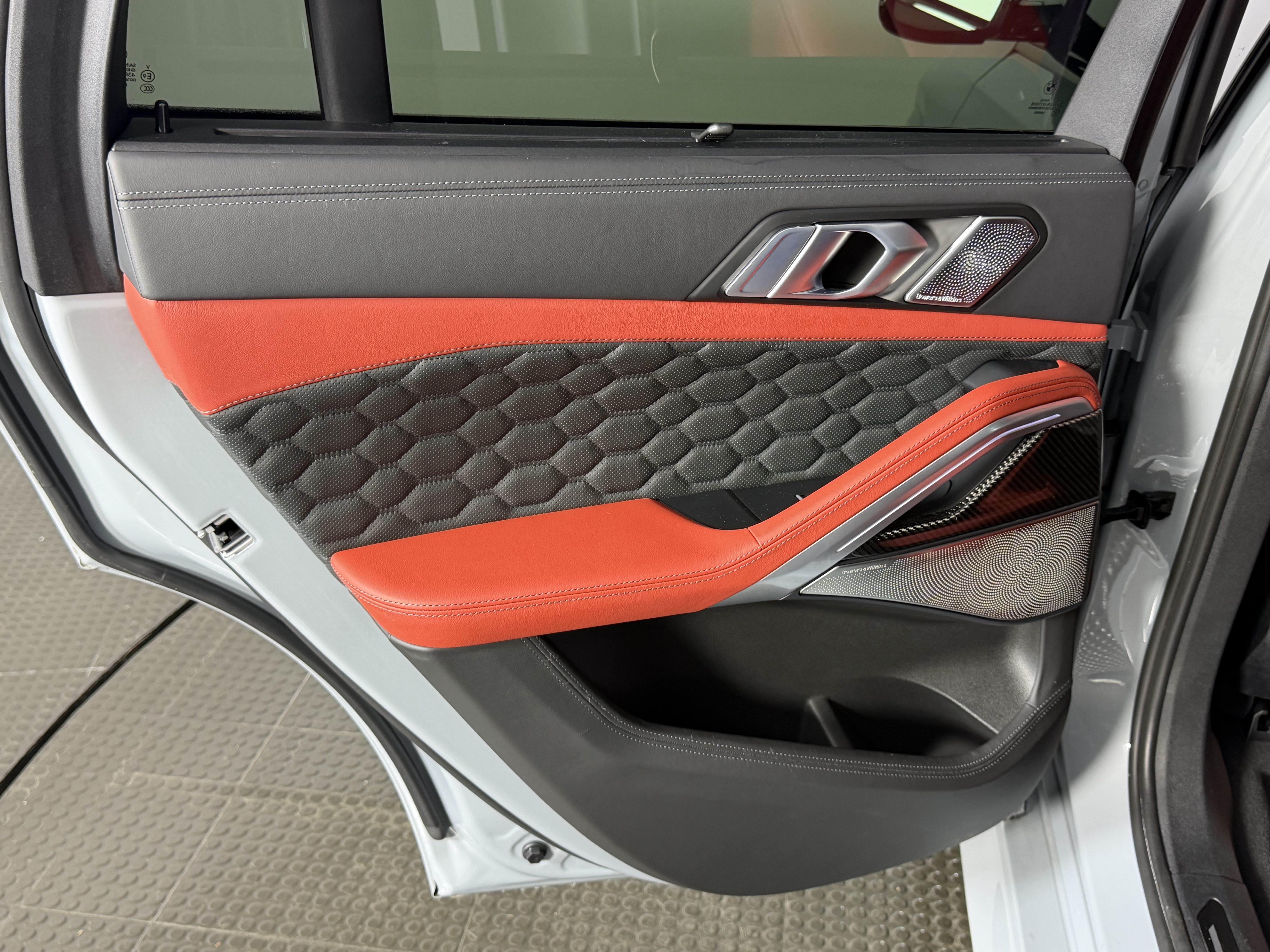 Certified 2025 BMW X6 M Competition w/ Executive Package AWD/4WD image 15