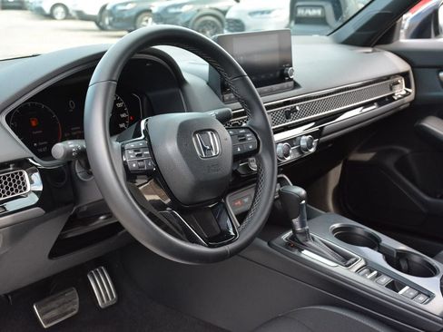 Used 2024 Honda Civic Sport image 10