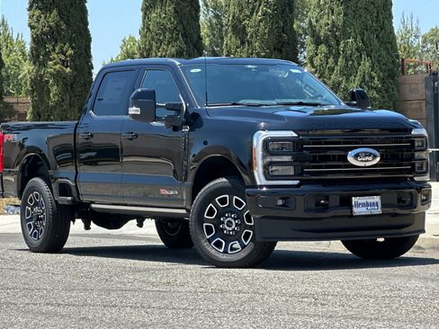 New 2026 Ford F250 4x4 Crew Cab Super Duty image 2