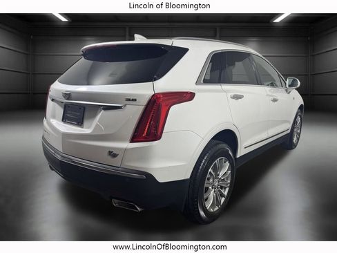 Used 2017 Cadillac XT5 Luxury w/ Driver Awareness Package AWD/4WD image 7