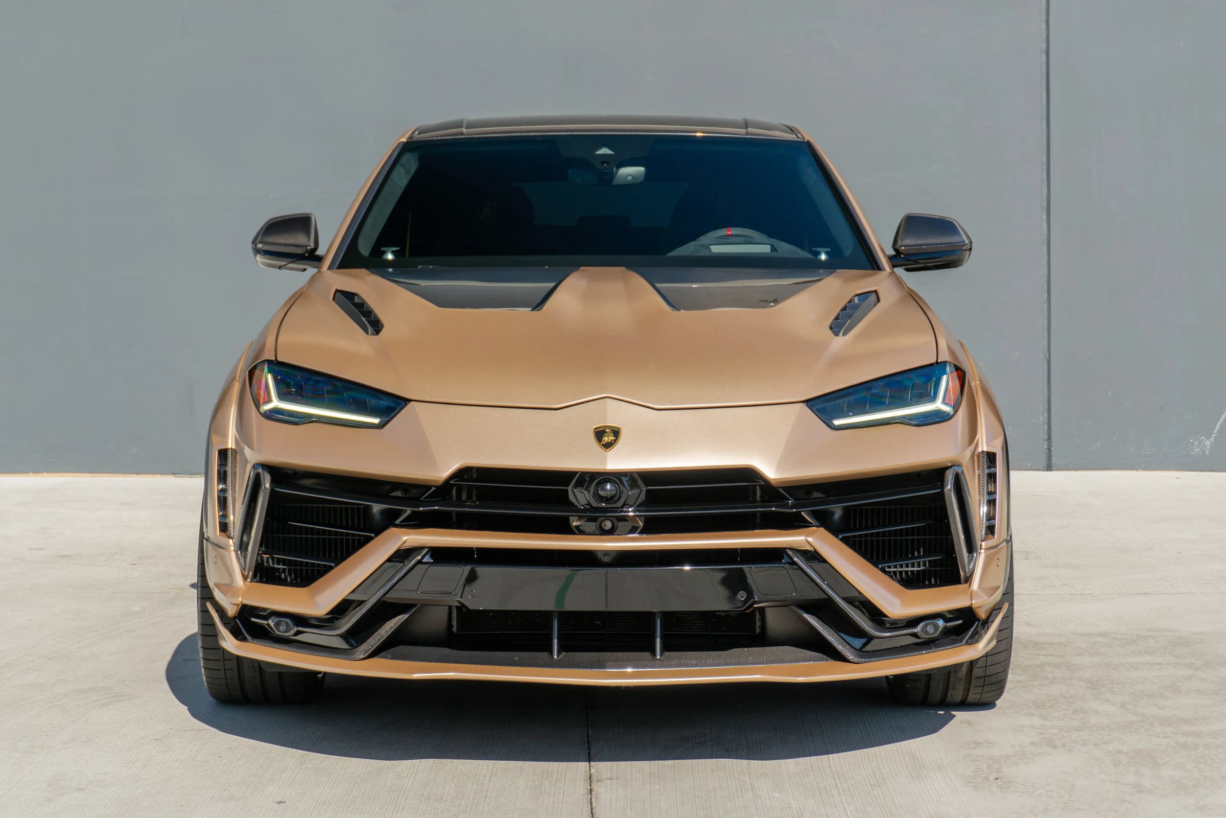 Used 2023 Lamborghini Urus Performante AWD/4WD image 4