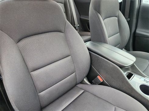 Used 2023 Chevrolet Malibu LT image 15