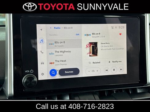 Used 2024 Toyota RAV4 XLE FWD image 30
