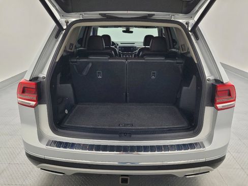 Used 2018 Volkswagen Atlas SEL FWD image 29