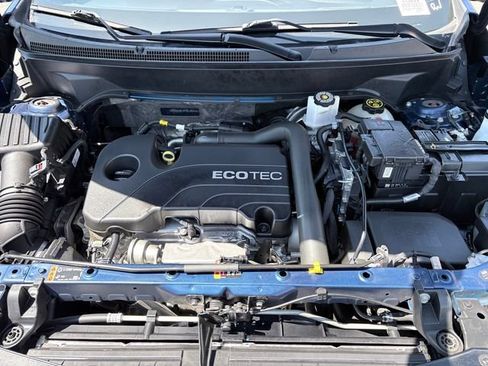 Used 2022 Chevrolet Equinox RS FWD image 30