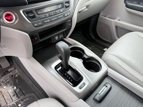 Used 2019 Honda Pilot EX-L image 18