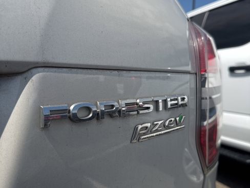 Used 2015 Subaru Forester 2.5i Touring w/ Popular Package #2 AWD/4WD image 7