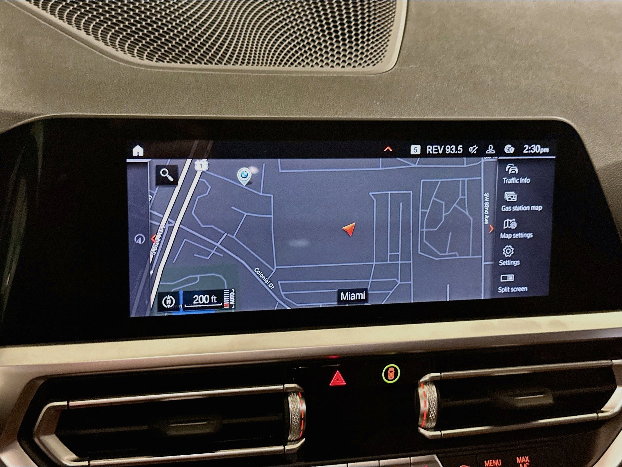 Used 2022 BMW 230i Coupe w/ M Sport Package RWD image 11