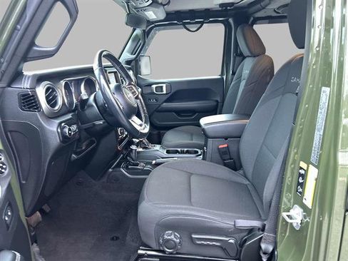 Used 2021 Jeep Wrangler Unlimited Sahara w/ LED Lighting Group image 9