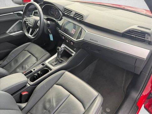Used 2019 Audi Q3 2.0T Premium AWD/4WD image 25
