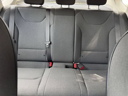 Used 2025 Kia K4 FWD image 40