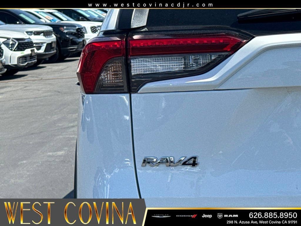 Used 2024 Toyota RAV4 XLE FWD image 14