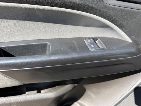 Used 2021 Chevrolet Colorado W/T w/ WT Convenience Package image 16