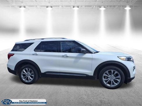 Used 2023 Ford Explorer Limited w/ Limited Technology Package AWD/4WD image 4