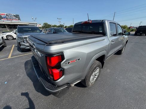Used 2024 Chevrolet Colorado LT w/ LT Convenience Package III AWD/4WD image 7