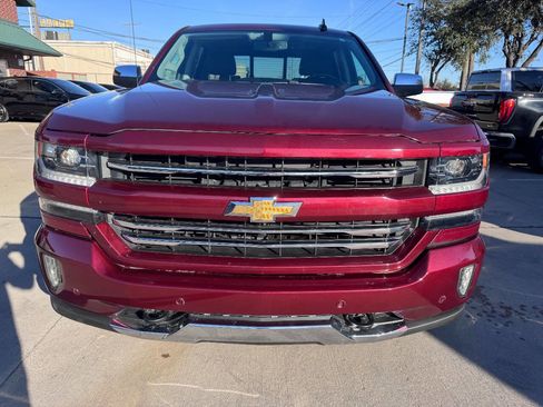 Used 2017 Chevrolet Silverado 1500 LTZ Z71 w/ LTZ Plus Package image 3
