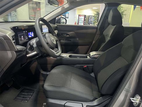 Used 2025 Nissan Kicks S w/ Charging Package image 16