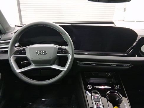 Used 2025 Audi A5 2.0T Premium Plus w/ Premium Plus AWD/4WD image 4