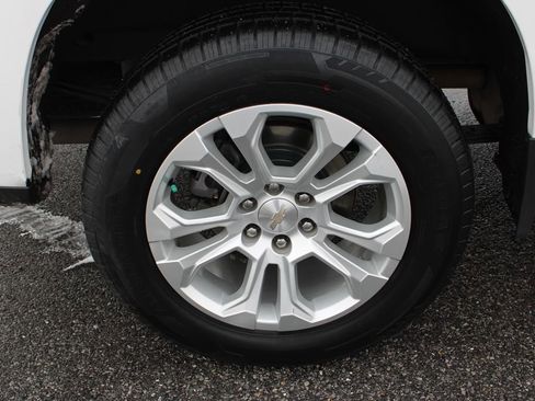 Used 2022 Chevrolet Silverado 1500 LTZ image 36