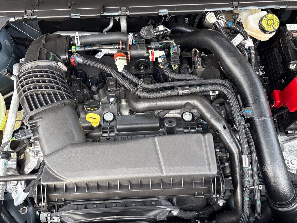 New 2026 Ford Maverick XLT AWD/4WD image 3