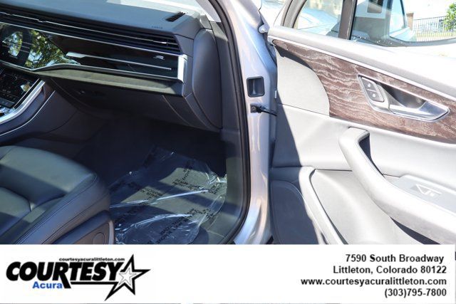 Used 2022 Audi Q7 3.0T Premium w/ Interior Protection Package AWD/4WD image 35