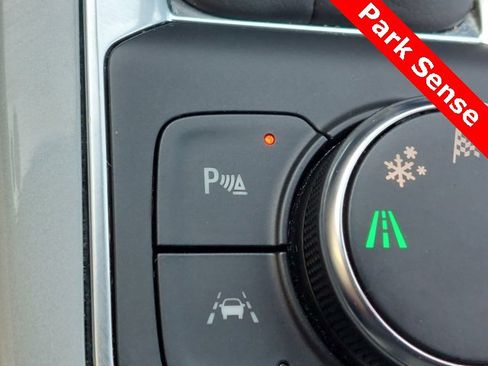 Used 2024 Chevrolet Blazer LT w/ Convenience Package image 19