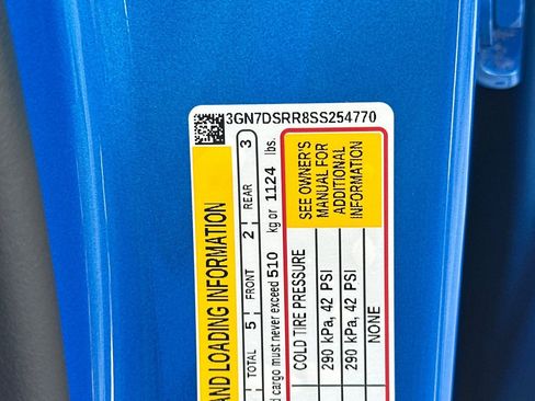 New 2025 Chevrolet Equinox EV RS w/ Active Safety Package 3 AWD/4WD image 29