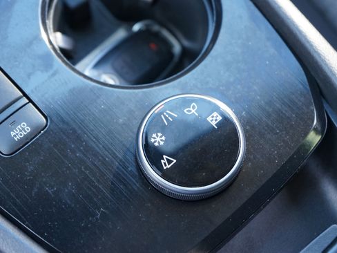 Used 2023 Nissan Rogue SV image 21