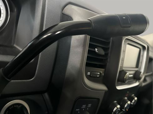 Used 2015 RAM 3500 Tradesman w/ Chrome Appearance Group AWD/4WD image 15