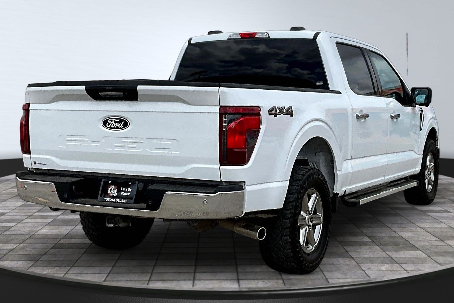 Used 2024 Ford F150 XLT w/ Tow/Haul Package AWD/4WD image 7
