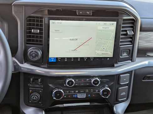 Used 2025 Ford F150 Lariat w/ Equipment Group 502A High image 12