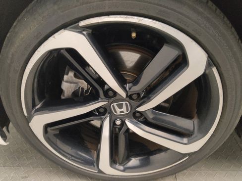 Used 2019 Honda Accord Sport image 31