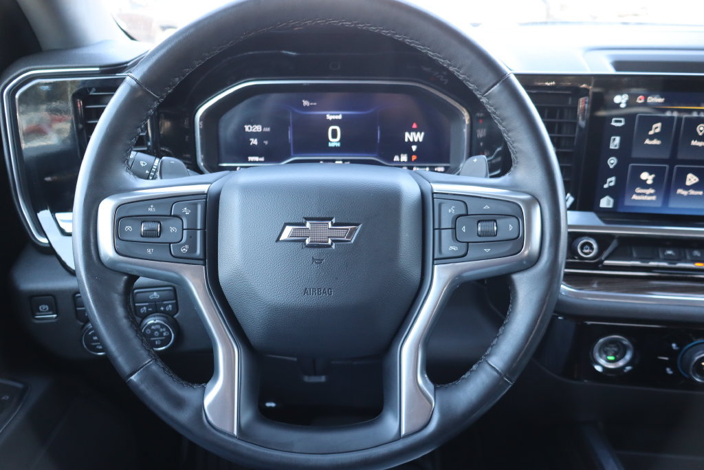 Used 2024 Chevrolet Silverado 1500 RST w/ Redline Edition AWD/4WD image 6
