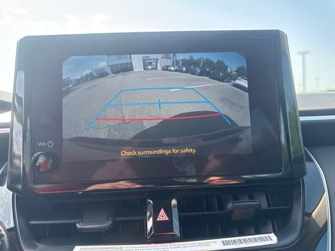 Used 2024 Toyota Corolla LE FWD image 20