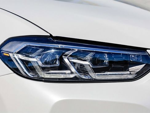 Used 2024 BMW X3 xDrive30i image 7