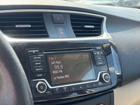 Used 2016 Nissan Sentra SV w/ Style Package FWD image 20