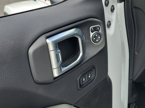 New 2026 Jeep Gladiator Mojave AWD/4WD image 16