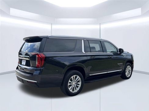 Used 2023 GMC Yukon XL SLT w/ SLT Luxury Package RWD image 5