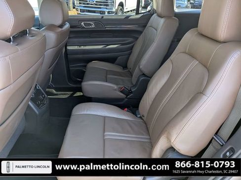 Used 2018 Lincoln MKT AWD w/ Technology Package image 15