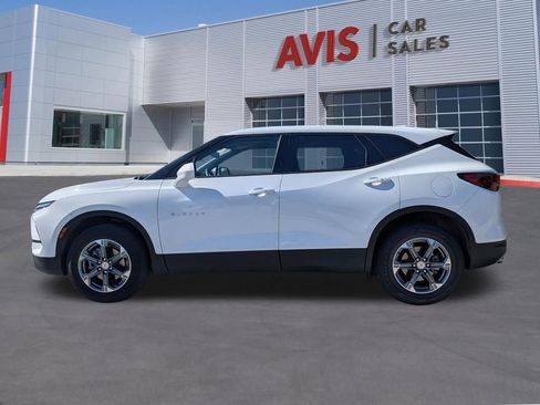 Used 2025 Chevrolet Blazer LT AWD/4WD image 10