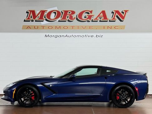Used 2018 Chevrolet Corvette Stingray Coupe w/ 2LT Preferred Equipment Group image 6