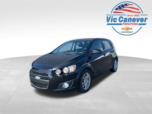 Used 2016 Chevrolet Sonic LT w/ Wheels and Fog Lamp Package FWD image 1