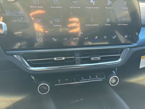 New 2026 Chevrolet Equinox EV LT image 21