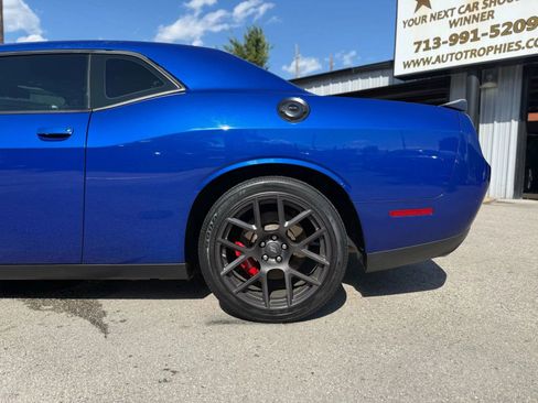 Used 2018 Dodge Challenger R/T Scat Pack image 29