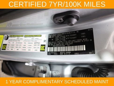 Used 2025 Toyota Corolla Cross AWD Hybrid image 28