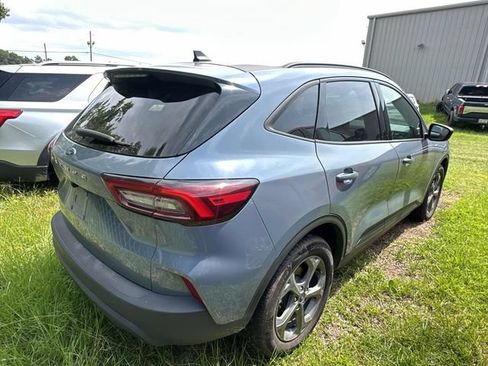 Used 2025 Ford Escape ST-Line FWD image 16